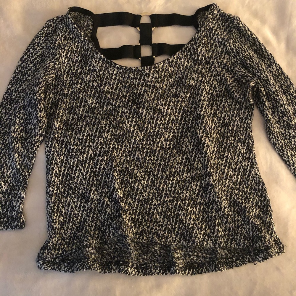 Cropped shirt